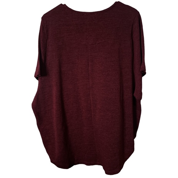 Umgee Short Sleeve Knit Crew Neck Tee - Picture 2 of 4